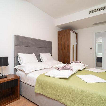 Apartment Laurus Five Stars ดูบรอฟนิก ภายนอก รูปภาพ