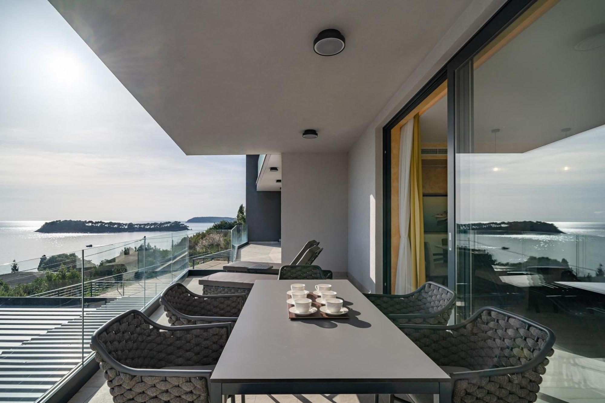 Apartment Laurus Five Stars ดูบรอฟนิก ภายนอก รูปภาพ